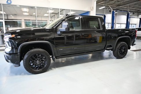 New 2025 Chevrolet Silverado 2500 High Country w/ High Country Premium Package image 8