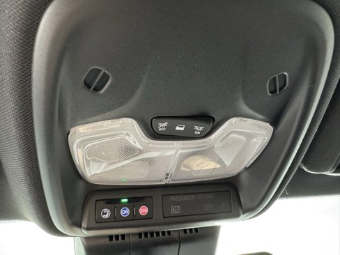 New 2025 Chevrolet Colorado LT w/ LT Convenience Package image 25