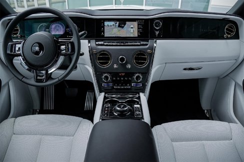 New 2025 Rolls-Royce Cullinan image 33