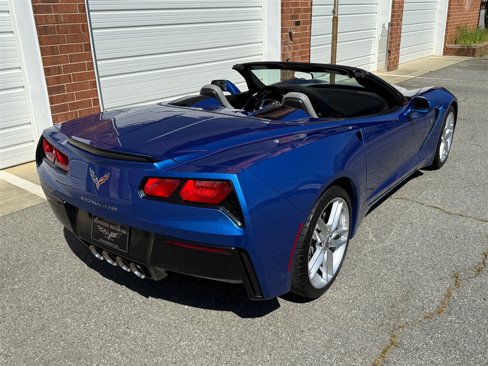 Used 2019 Chevrolet Corvette Stingray Convertible w/ Battery Protection Package image 37