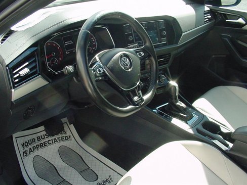 Used 2020 Volkswagen Jetta R-Line w/ R-Line Cold Weather Package image 12