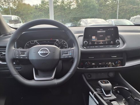 New 2026 Nissan Rogue SV image 10