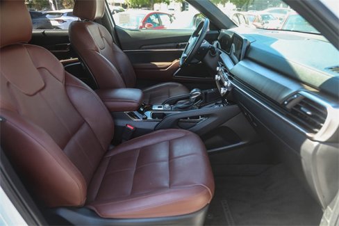 Certified 2024 Kia Telluride EX w/ EX Captain's Chair Package image 17