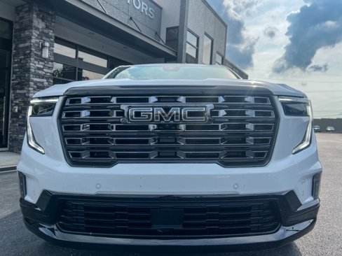 Used 2026 GMC Acadia Denali Ultimate image 4