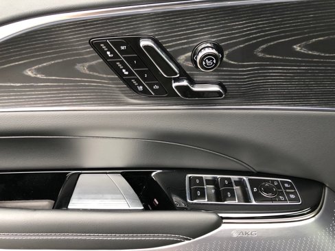 Used 2024 Cadillac Lyriq Luxury w/ LPO, Floor Liner Package image 17