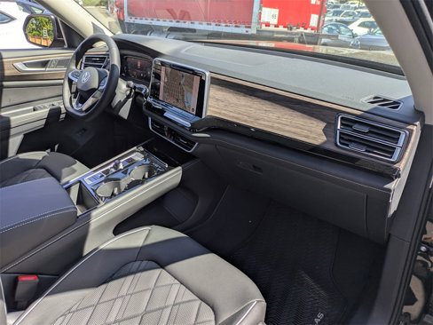 New 2025 Volkswagen Atlas SEL Premium R-Line image 36