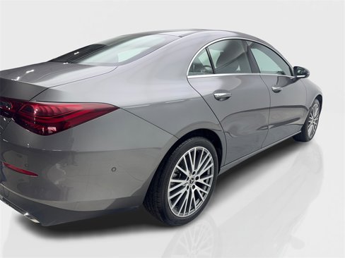 Used 2025 Mercedes-Benz CLA 250 image 13