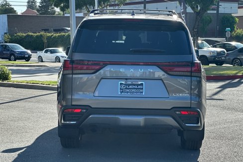 New 2025 Lexus LX 600 4WD w/ Luxury Package image 5