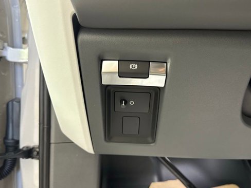 New 2026 Land Rover Defender 110 S image 37