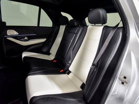 New 2026 Mercedes-Benz GLE 580 4MATIC image 36