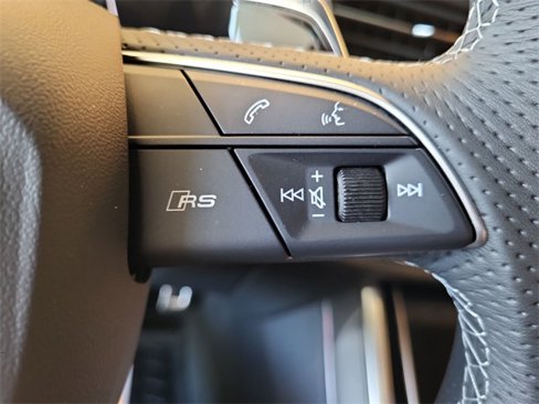 New 2025 Audi RS Q8 performance image 23
