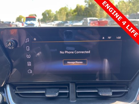 Used 2024 Chevrolet Trax RS w/ Sunroof Package image 13