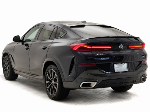 Used 2025 BMW X6 xDrive40i w/ Climate Comfort Package image 32