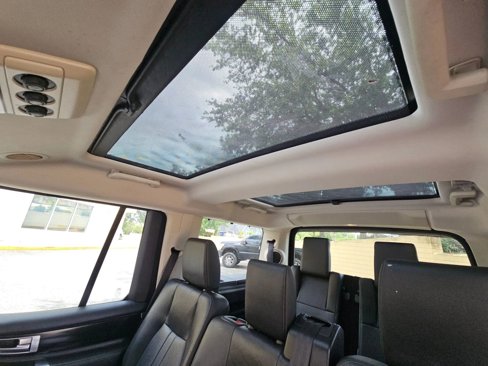 Used 2016 Land Rover LR4 HSE Silver Edition image 21