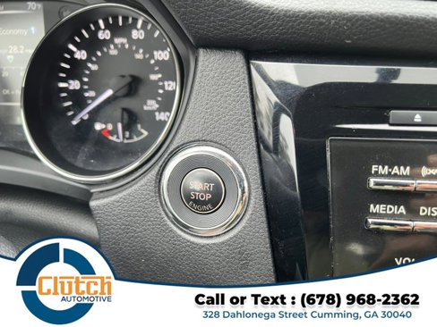 Used 2017 Nissan Rogue SV image 27