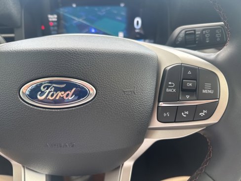 New 2025 Ford Explorer Active image 23