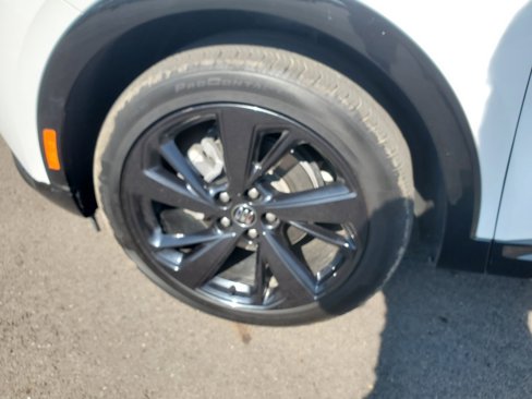 Used 2024 Buick Envision Sport Touring image 13