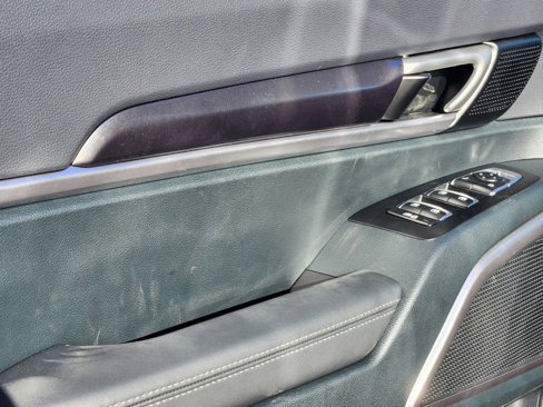 New 2025 Kia Telluride S image 7
