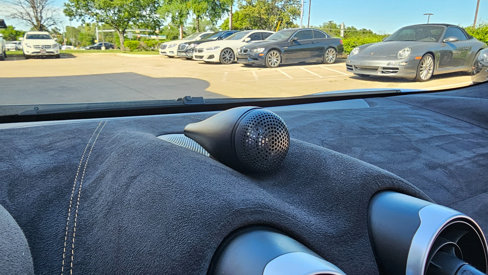 Used 2019 McLaren 570S Spider image 40