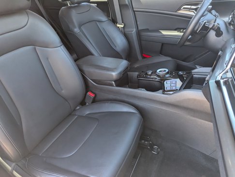 Certified 2023 Kia Sportage EX w/ EX Premium Package image 8