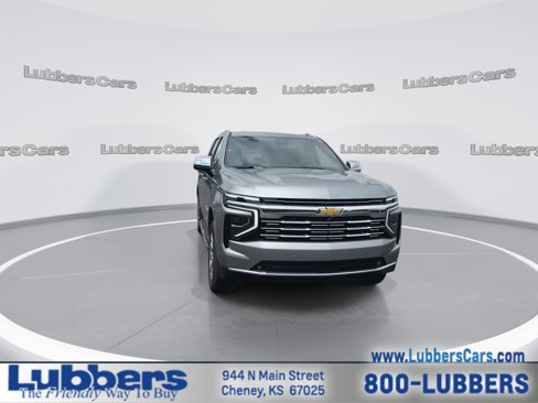 New 2025 Chevrolet Suburban Premier image 3