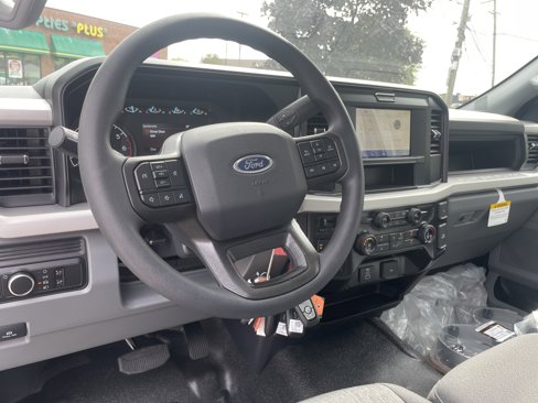 New 2026 Ford F250 4x4 Regular Cab Super Duty image 11
