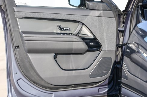 New 2025 Land Rover Range Rover Sport SE image 24