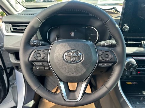 Certified 2025 Toyota RAV4 XLE Premium image 18