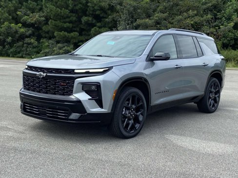 New 2026 Chevrolet Traverse RS w/ LPO, Floor Liner Package image 1
