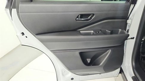 New 2025 Nissan Pathfinder SV w/ Cargo Package image 22