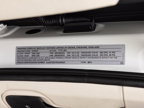 New 2025 Bentley Bentayga image 68