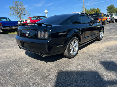 Used 2009 Ford Mustang GT Premium image 4