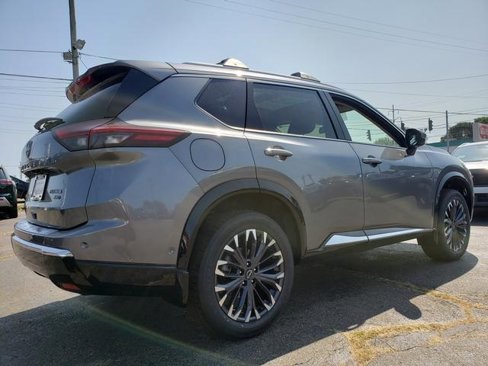 New 2026 Nissan Rogue Platinum image 13