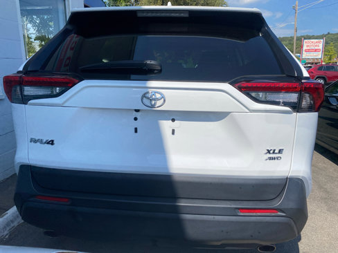 Used 2024 Toyota RAV4 XLE image 9