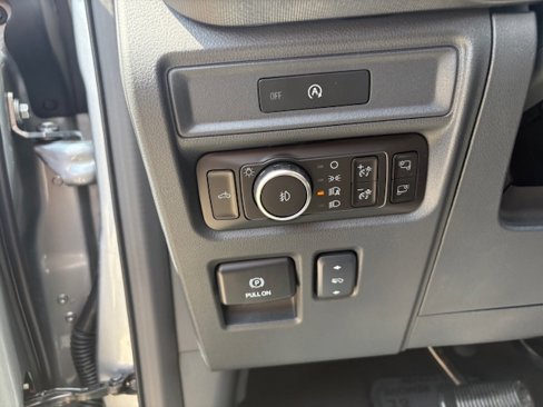 New 2025 Ford F150 Lariat image 10