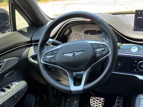 Used 2025 Genesis GV70 3.5T Sport w/ Sport Advanced Package image 24