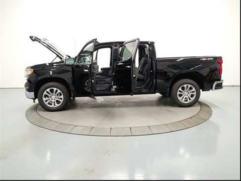 Used 2025 Chevrolet Silverado 1500 LTZ image 13