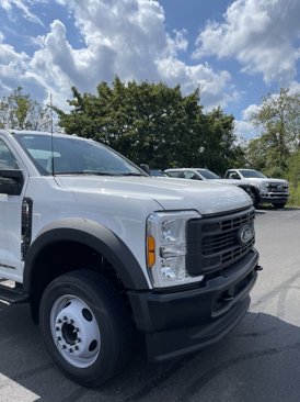 New 2023 Ford F550 2WD Regular Cab Super Duty image 4