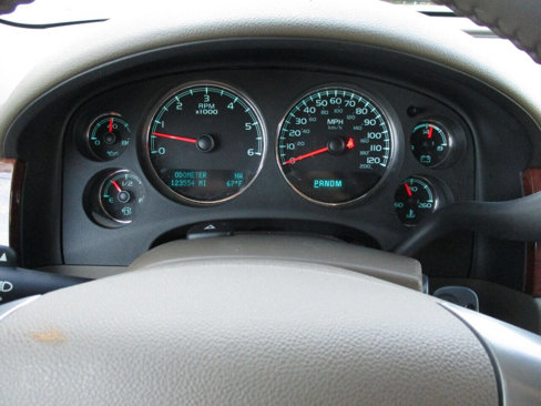 Used 2011 Chevrolet Suburban LTZ image 23