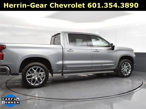Used 2024 Chevrolet Silverado 1500 High Country w/ High Country Premium Package image 8