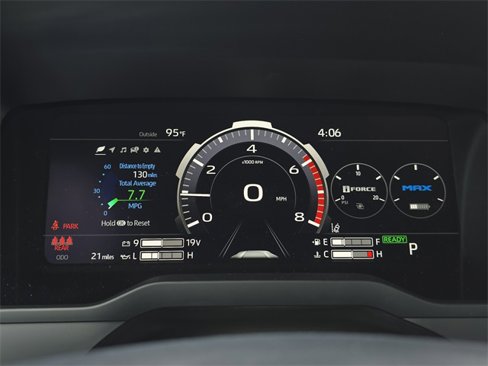 New 2025 Toyota Tundra Platinum image 18