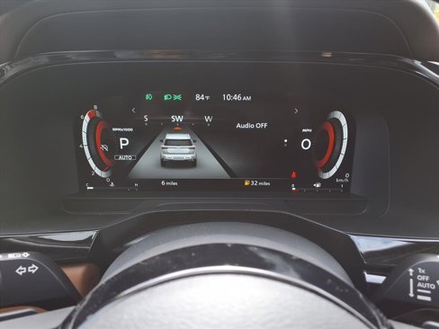 New 2025 Nissan Pathfinder Platinum image 18