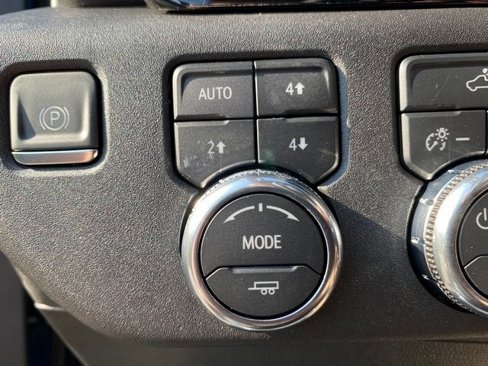 New 2026 GMC Sierra 1500 Elevation image 16