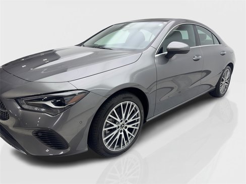 Used 2025 Mercedes-Benz CLA 250 image 11