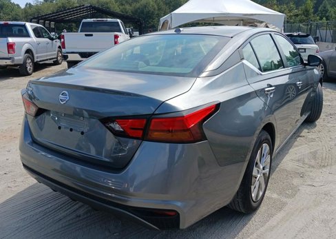 Used 2020 Nissan Altima 2.5 S image 3