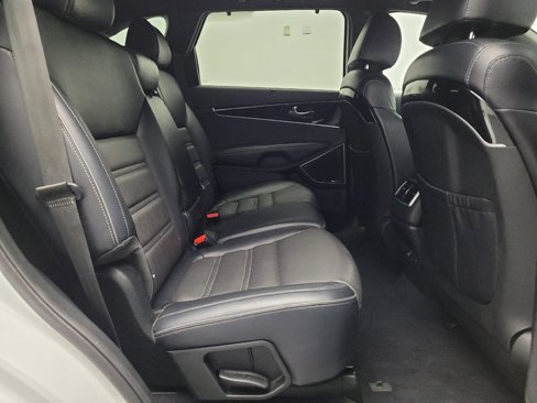 Used 2019 Kia Sorento SX image 19