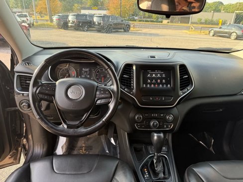 Used 2021 Jeep Cherokee Latitude Plus image 12