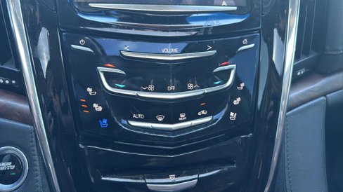 Used 2015 Cadillac Escalade Premium image 18