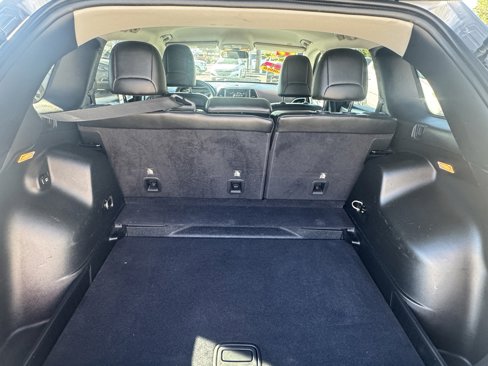Used 2019 Jeep Cherokee Latitude Plus image 5