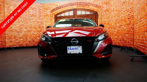Used 2024 Nissan Altima 2.5 SR w/ SR Premium Package image 2